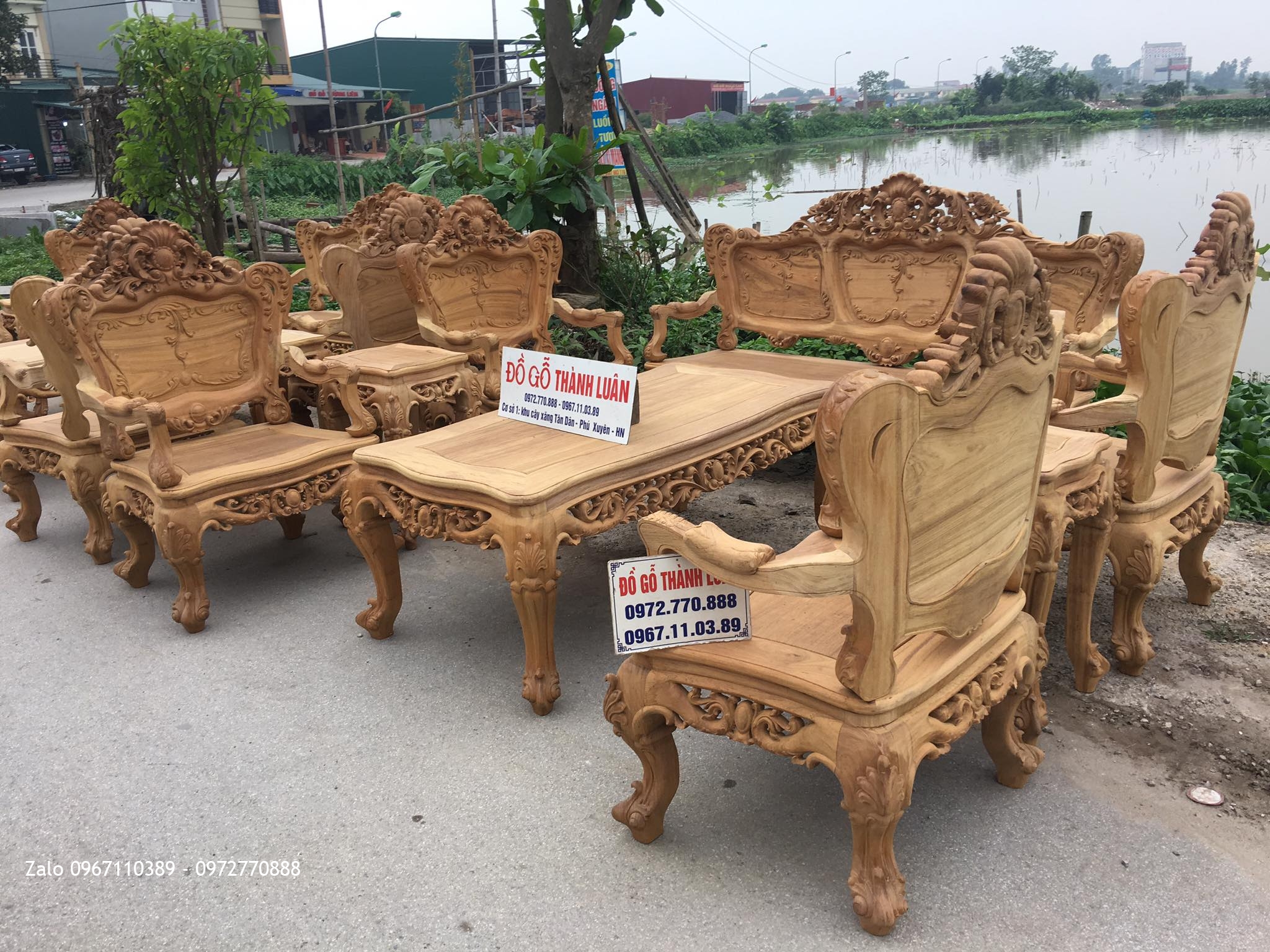 2 Bộ Bàn Ghế Lu-i Đại Gỗ Gụ Ta Quảng Bình Siêu Víp.