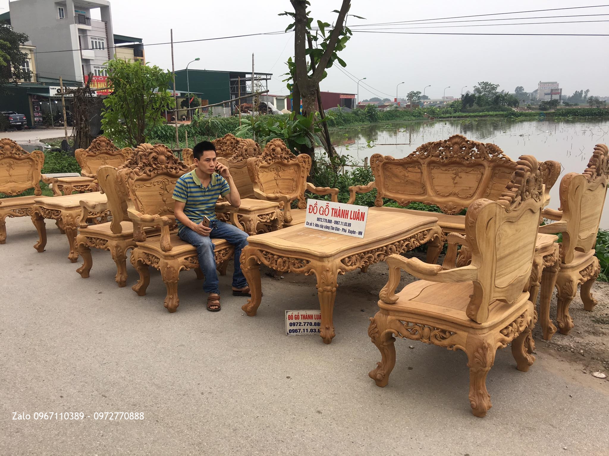 2 Bộ Bàn Ghế Lu-i Đại Gỗ Gụ Ta Quảng Bình Siêu Víp@