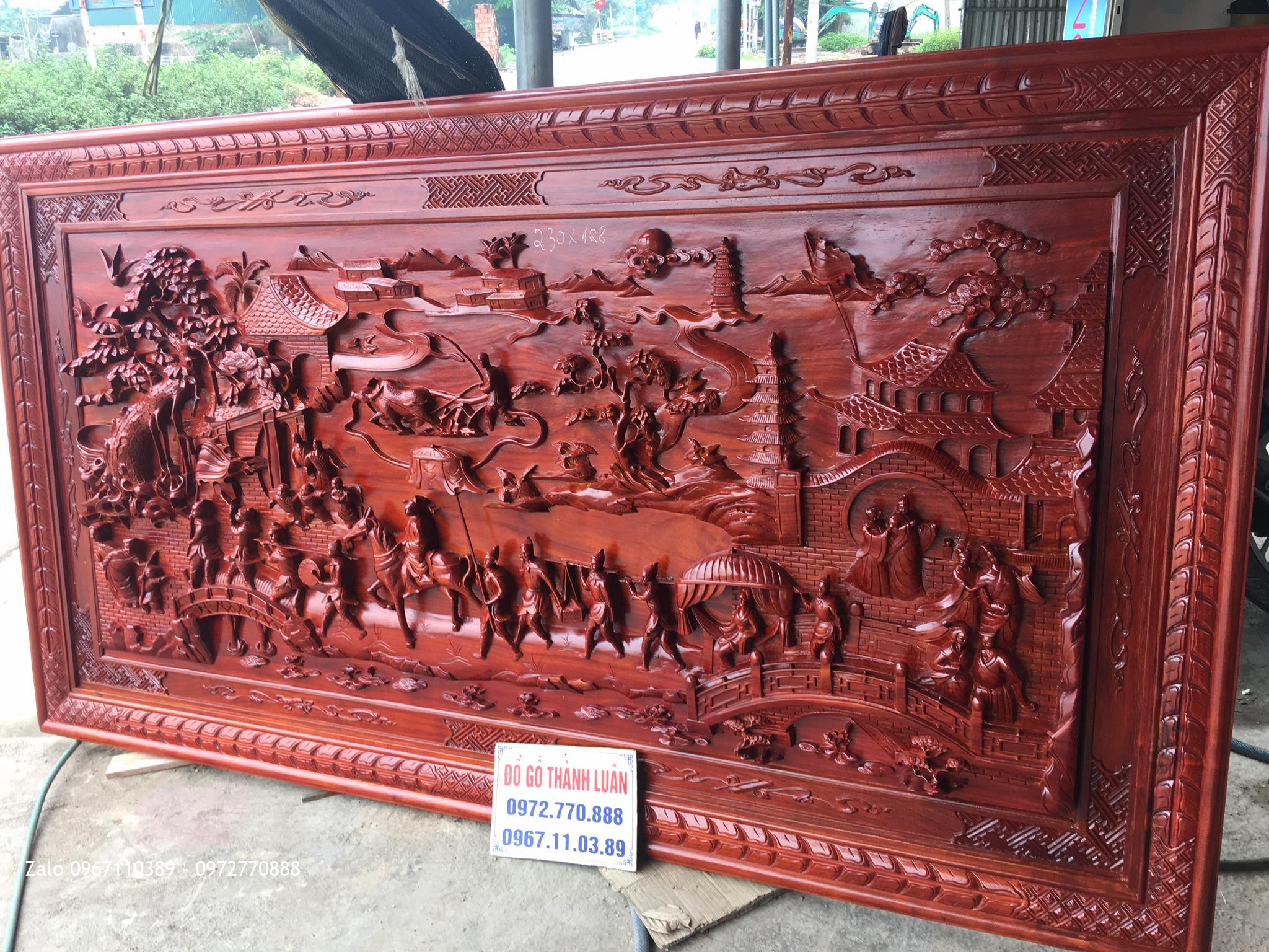 Tranh Vinh Quy Bái Tổ Gỗ Hương Nam Phi.2m30-1m28. Khách Sóc Sơn HN.