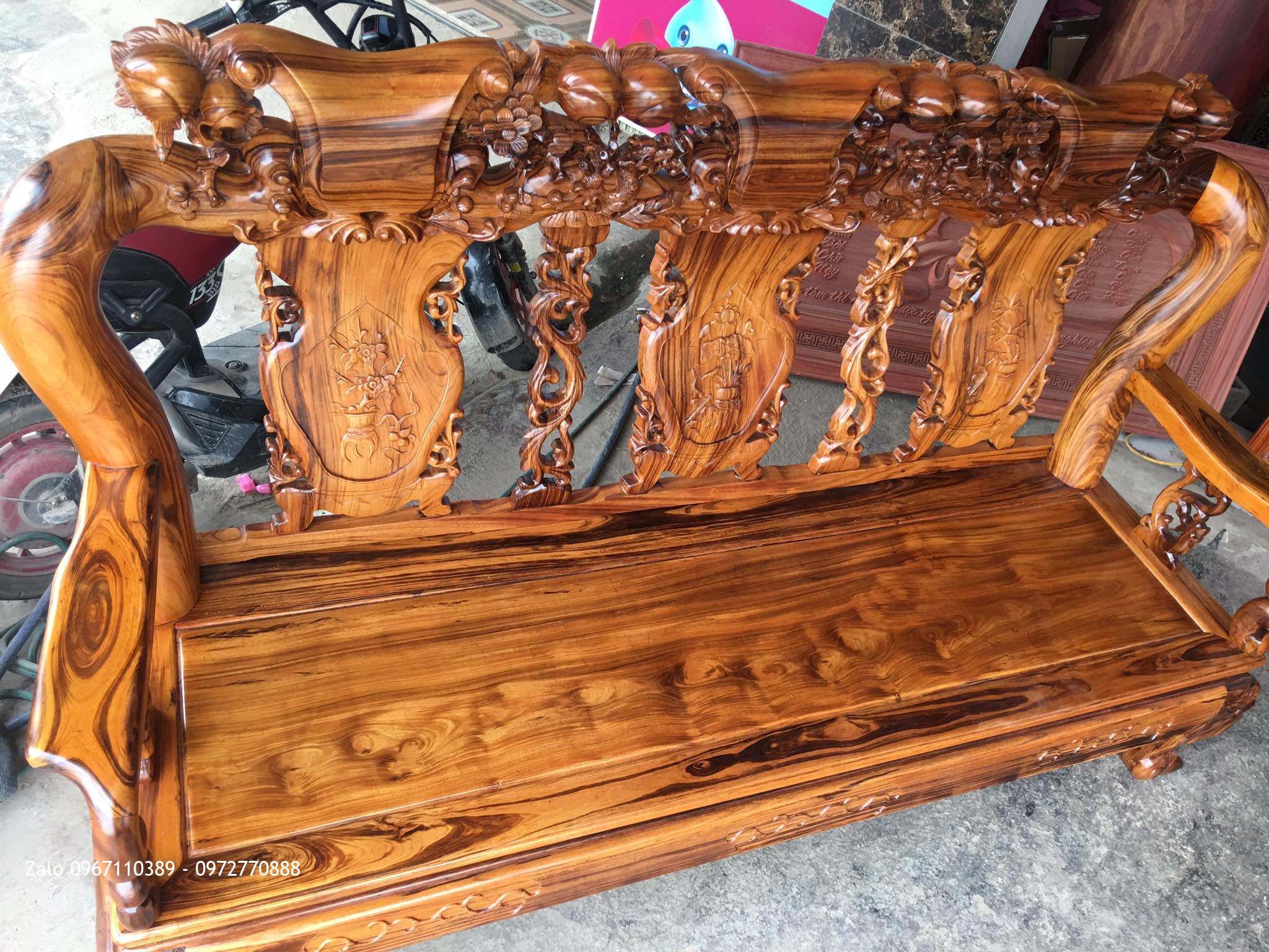 Bộ Ghế Gụ Ta Quảng Bình Vân Vip 6 Món.C12. Bàn 1m67x81::.