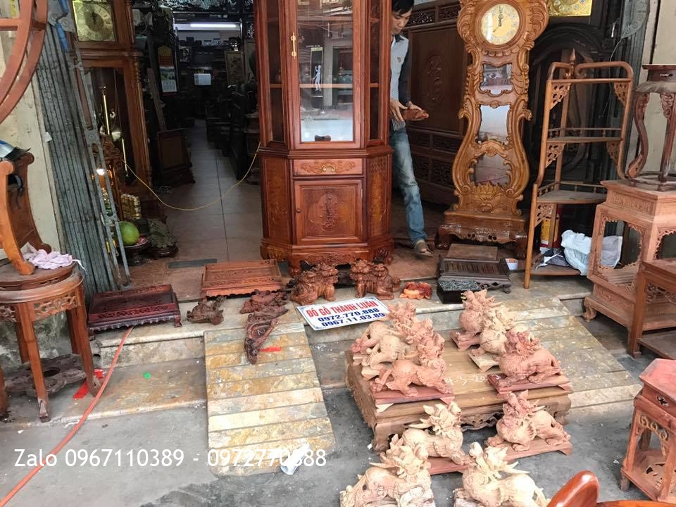 Tủ Góc Gỗ Hương Đỏ Lào 60 Và Tỳ Hưu Phong Thuỷ.