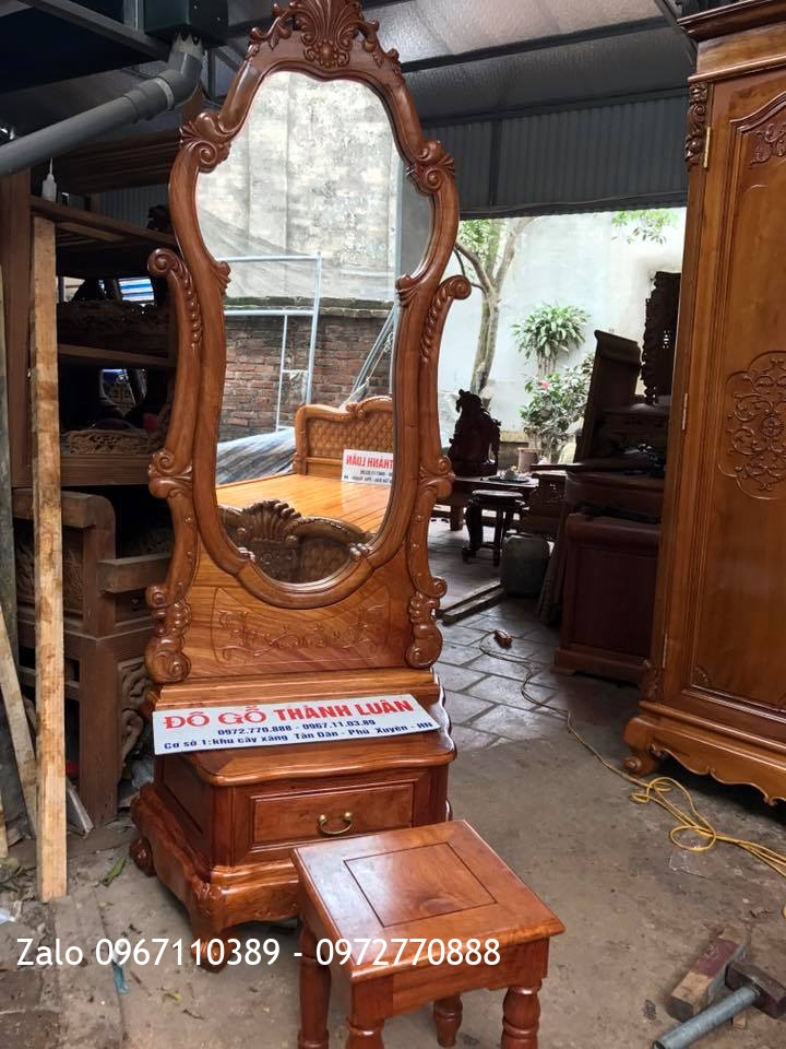 Giường, Tủ Áo, Bàn Trang Điểm Gỗ Gụ. Khách Ninh Bình.