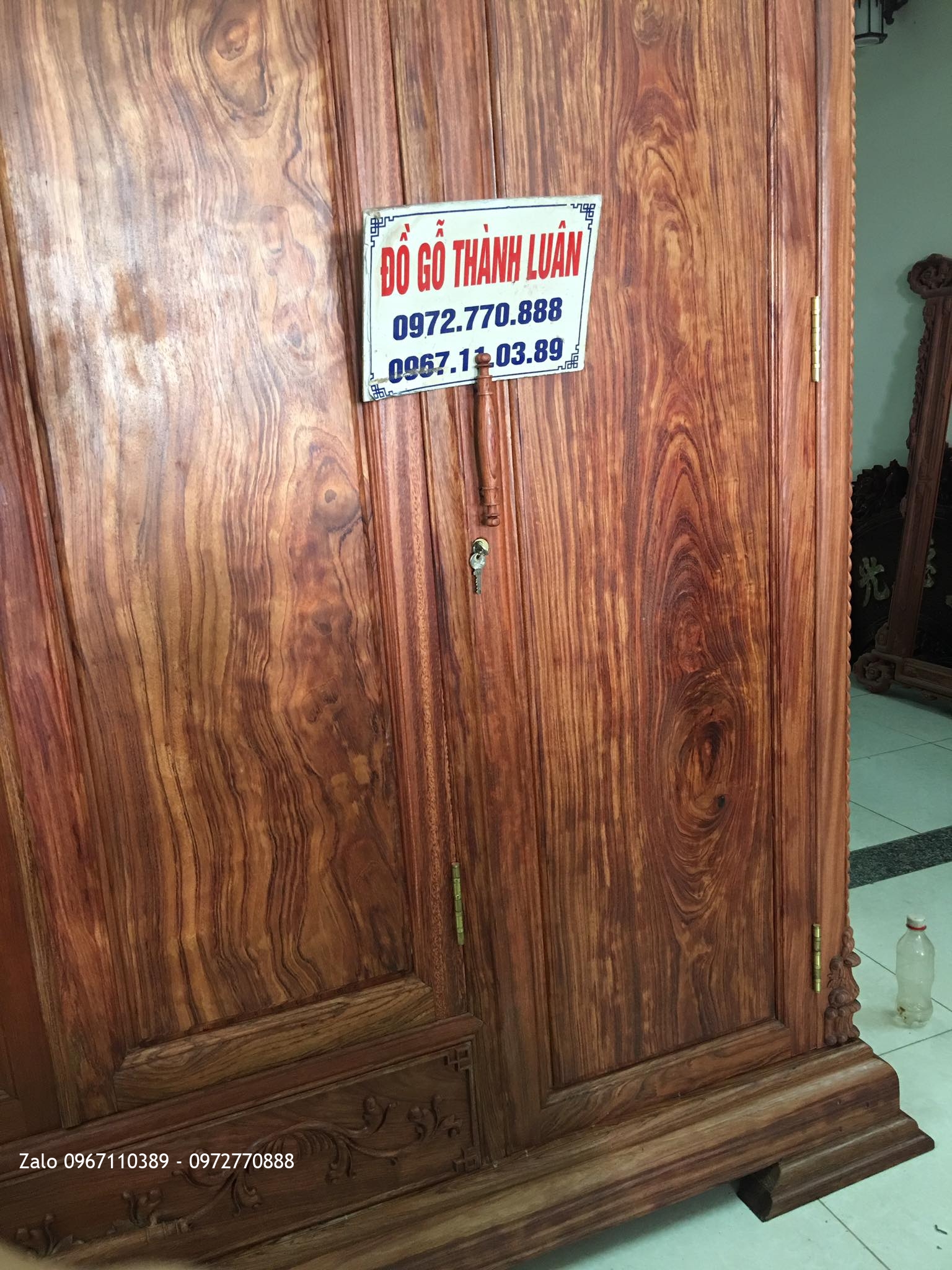 TỦ ÁO GỖ CẨM LAI VÂN VIP,