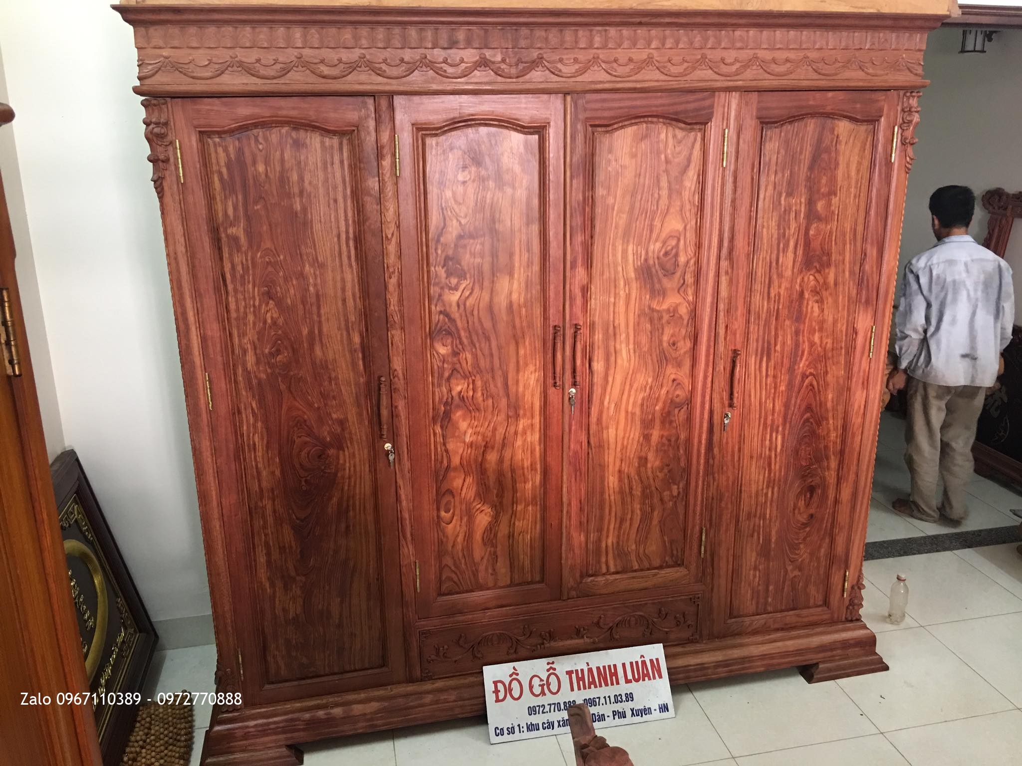 TỦ ÁO GỖ CẨM LAI VÂN VIP::.