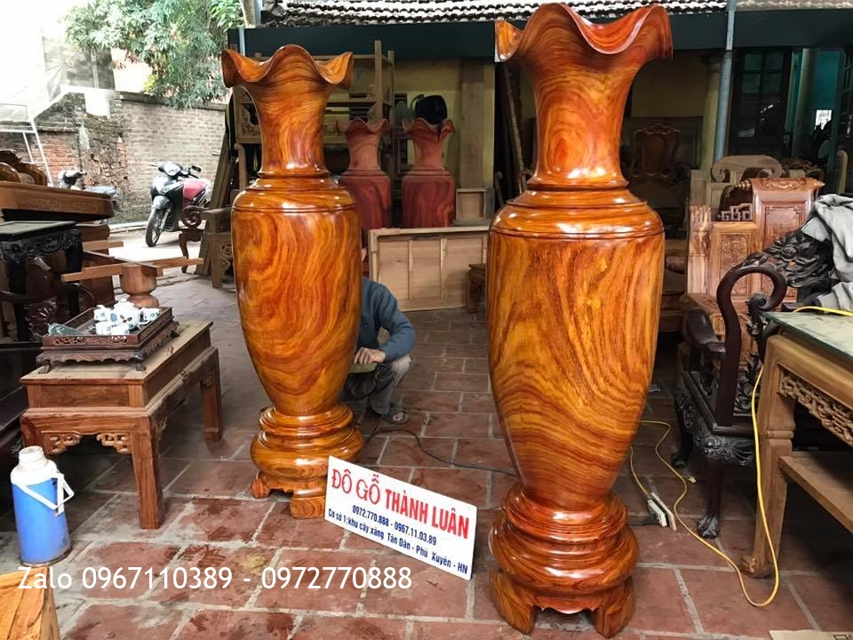 i Lọ Lộc Bình Liền Khối Gỗ Hương Vân Đỏ. A Dương Long Biên HN.