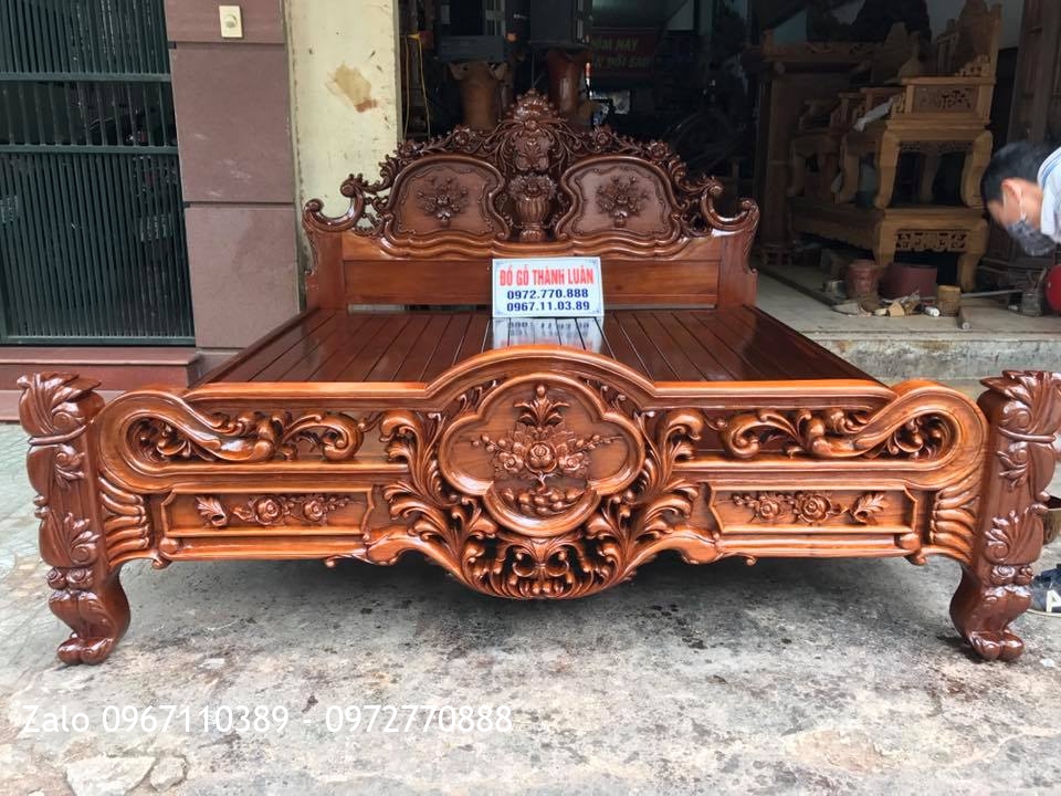 Giường Hoa Hồng Gỗ Gụ(Louis)1m-2m. Khách Hải Phòng:.