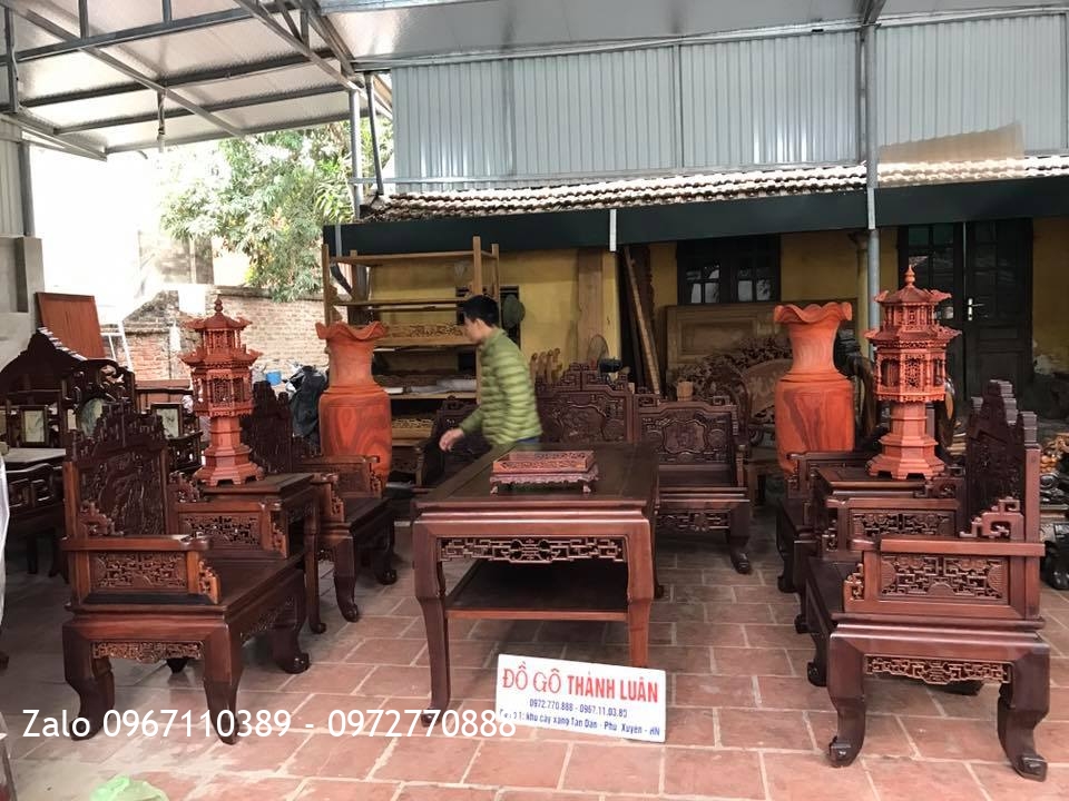 Bộ Trường Kỷ Huế Đục Tích Bát 8 Món Gỗ Gụ. C Thắng Bình Đà HN.