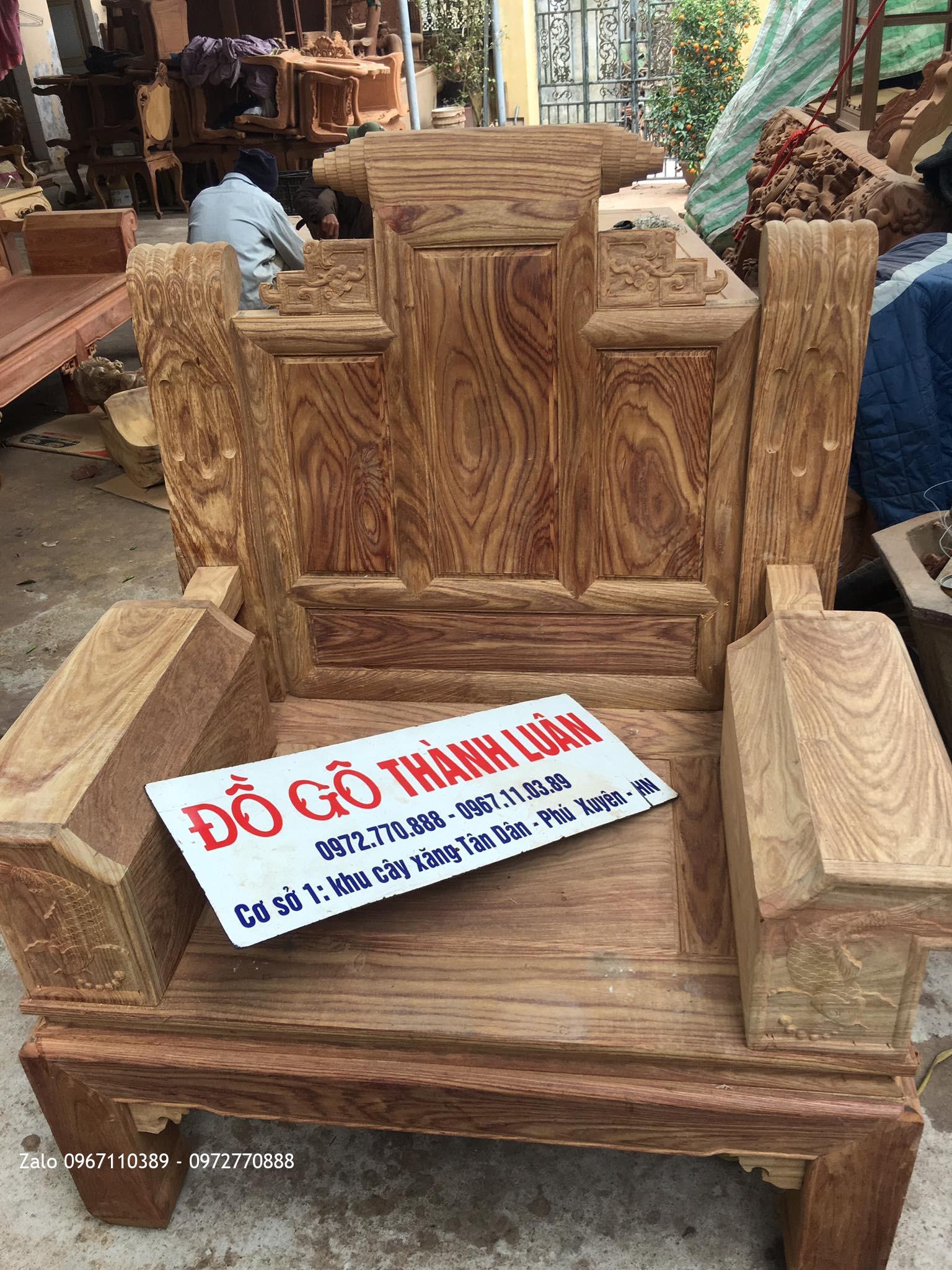 Bộ bàn ghế âu á hộp gỗ hương vân đỏ Nam Phi 8 món (VÂN VÍP)