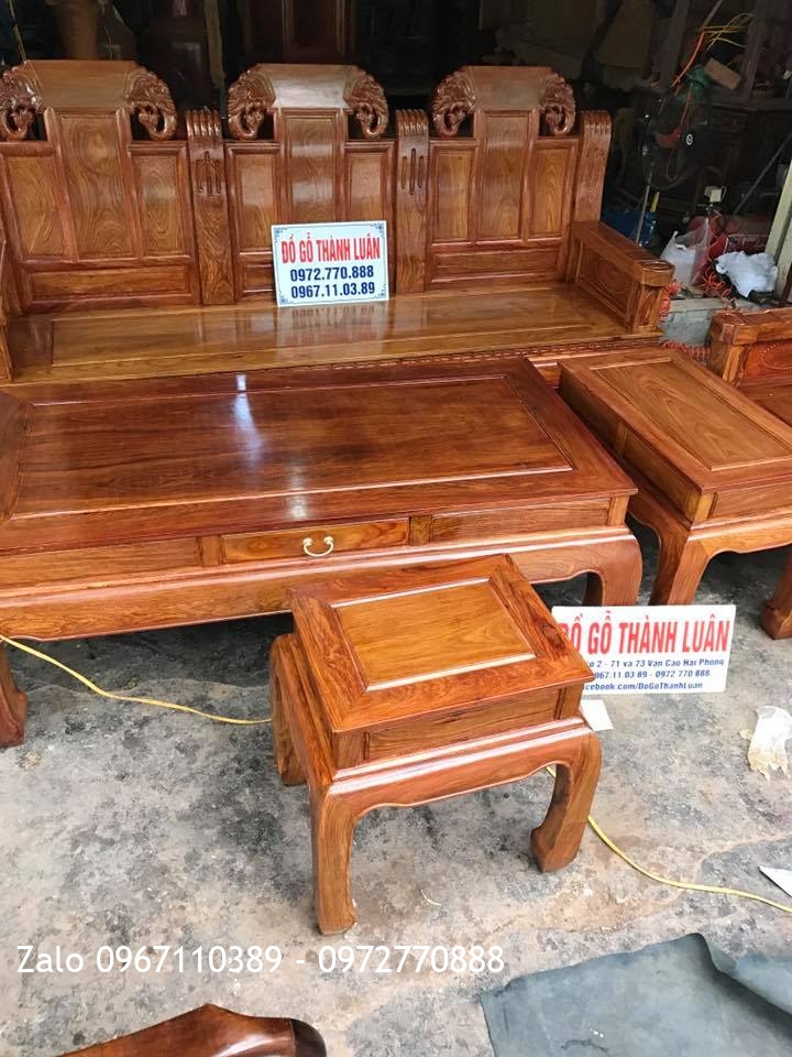 Bộ Ghế Như Ý Đầu Voi Gỗ Hương Vân Đỏ. A Quân Kiến An Hải Phòng.
