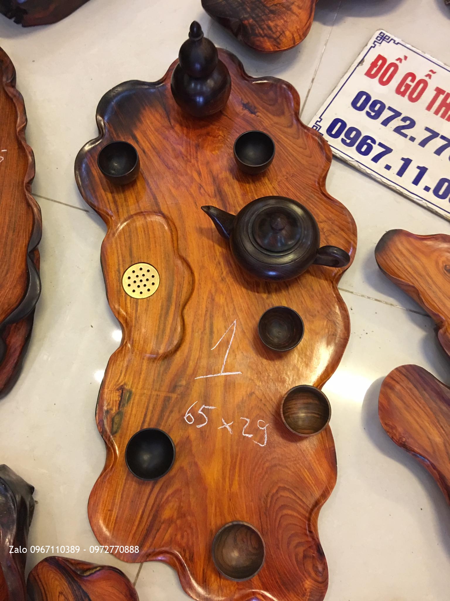 KHAY TRÀ GỐC GỖ TRẮC ĐỎ.