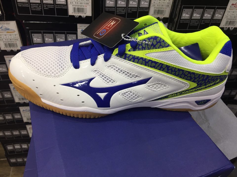 Mizuno Wave Kaiserburg 4 ( 2017 )