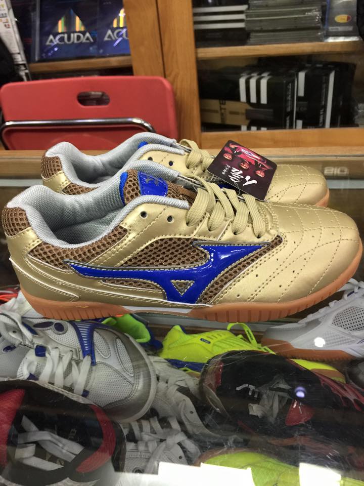 Mizuno 12/2016 gold