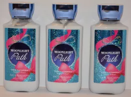 Sữa tắm và dưỡng thế Moonlight Path 236ml