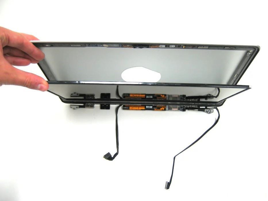 thay thế màn hình macbook