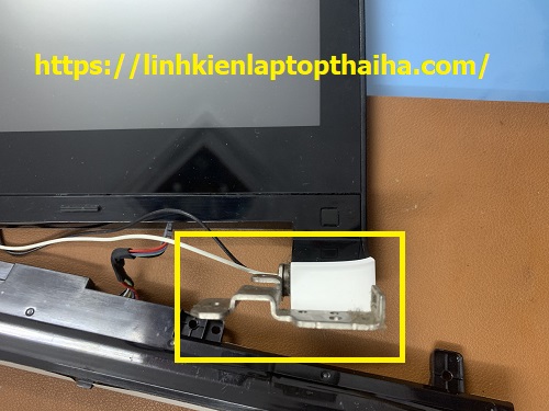 sửa chữa bản lề laptop