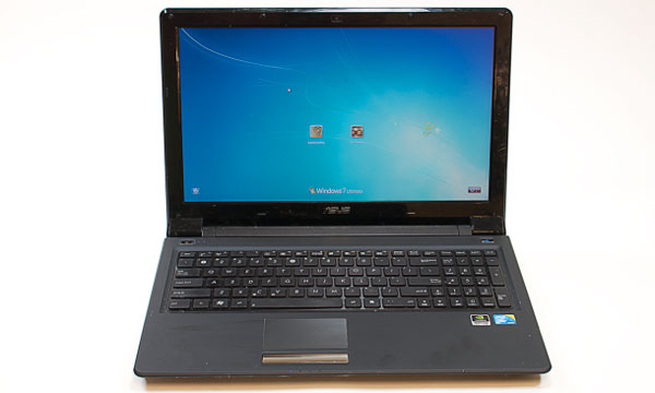 Hướng dẫn thay màn hình laptop bị vỡ