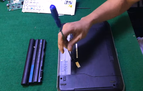  thay bàn phím DELL Latitude E5430