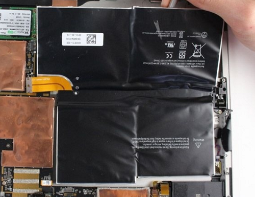 nguyên nhân dẫn đến pin Surface bị chai pin và hư hỏng