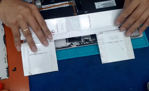 xử lý khi pin Surface bị chai