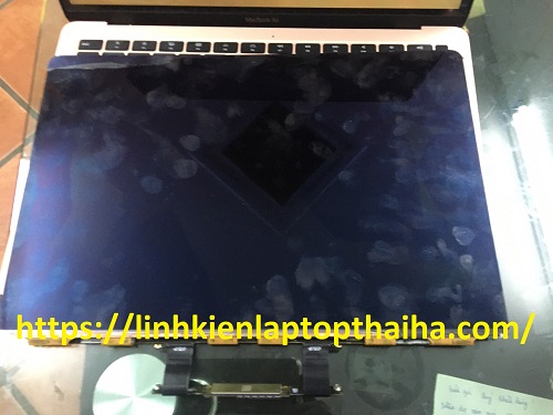 thay màn hình macbook pro 2019 13 inch 