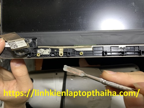 Sửa bản lề laptop Asus