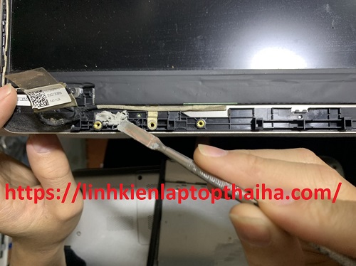Sửa bản lề laptop Asus