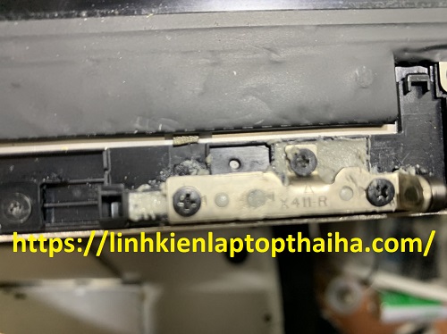 Sửa bản lề laptop Asus