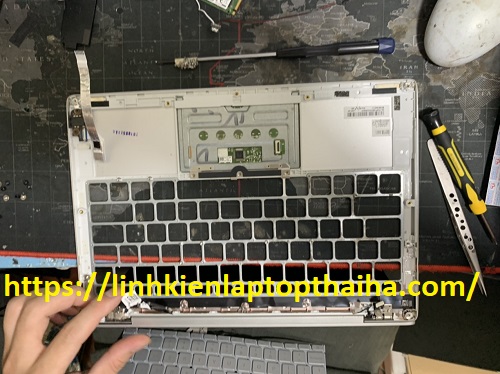 Thay bàn phím laptop Xiaomi Mi Air 12.5 Inch