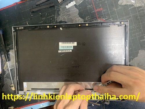 Thay màn hình laptop cảm ứng Sony Vaio SPV 132A1CL