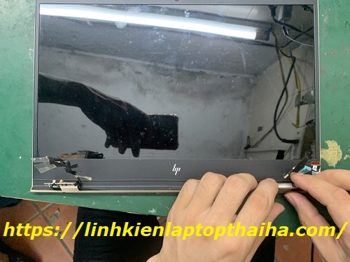 thay màn hình laptop HP Envy X360