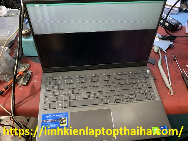 thay màn hình laptop Dell Vostro 5502