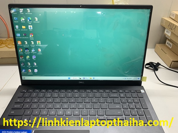 Thay màn hình laptop Dell Vostro 5502