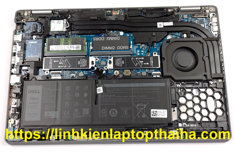 thay pin laptop Dell Precision 3570