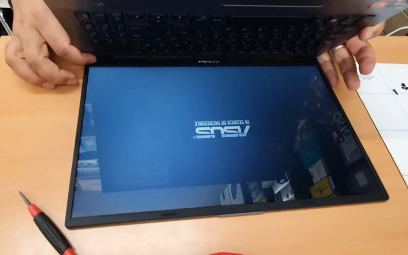 thay màn hình laptop Asus Vivobook 15 X1502ZA