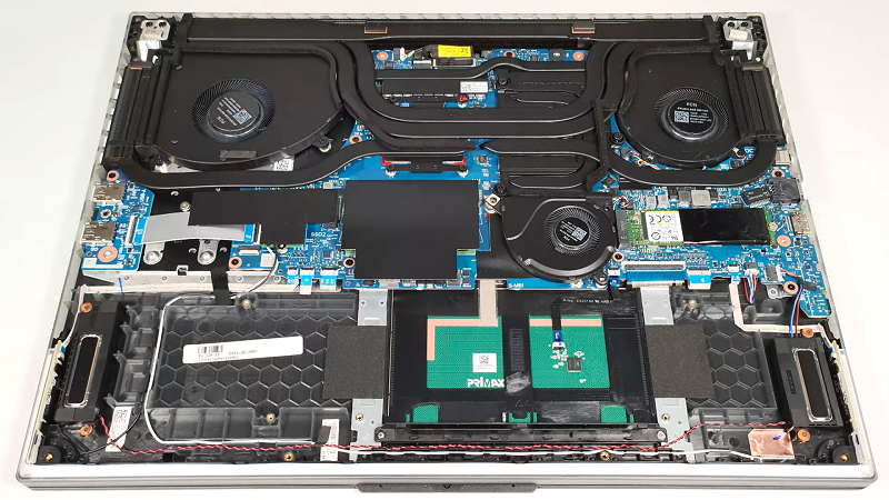 Thay pin laptop Asus ROG Strix SCAR 18