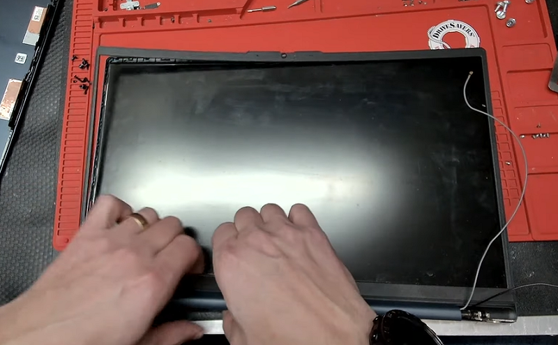 thay màn hình laptop Lenovo Ideapad 5 15IIL05