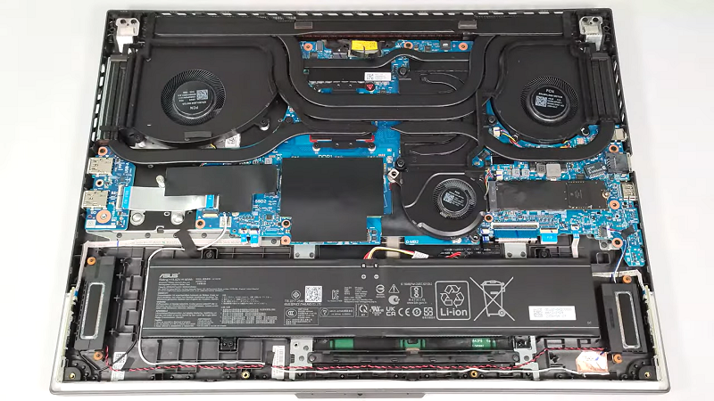 thay pin Asus ROG Strix G18 G814