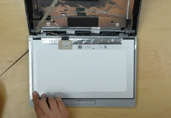 thay màn hình laptop Dell Latitude 14 5410