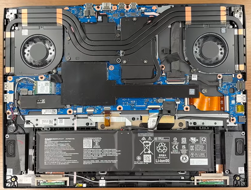 thay pin laptop Acer Nitro 18 AI AN18-61