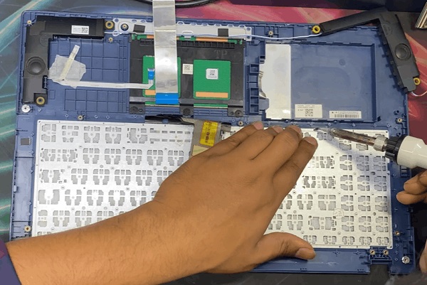 Thay bàn phím laptop Asus X515E