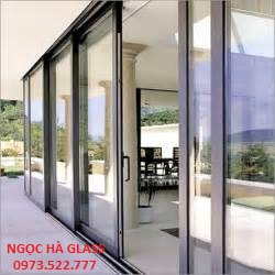 Cửa đi mở trượt nhôm Xingfa- Hệ 93 dày 2ly