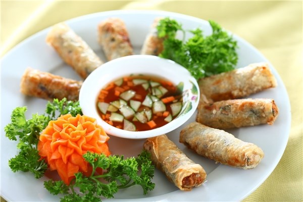 Những món ăn Việt đặc trưng với nghệ thuật chế biến tinh tế, riêng biệt.Những món ăn Việt đặc trưng với nghệ thuật chế biến tinh tế, riêng biệt.Những món ăn Việt đặc trưng với nghệ thuật chế biến tinh tế, riêng biệt.Những món