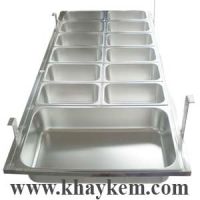 Khung inox đặt trong tủ kem