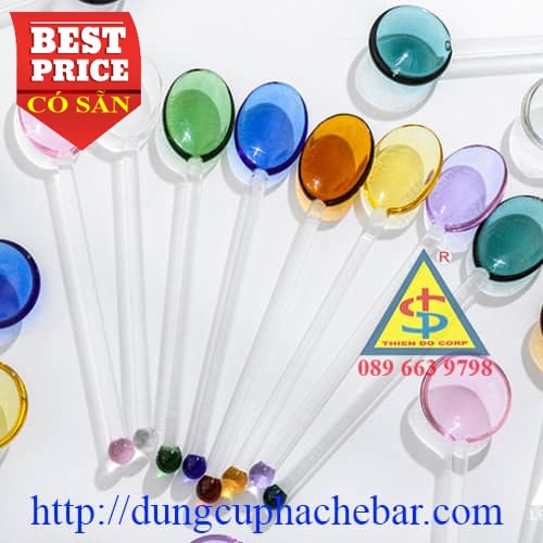 Muỗng thủy tinh nhiều màu dùng cho bar cafe