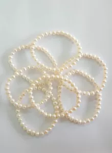 VÒNG TAY NGỌC TRAI TỰ NHIÊN