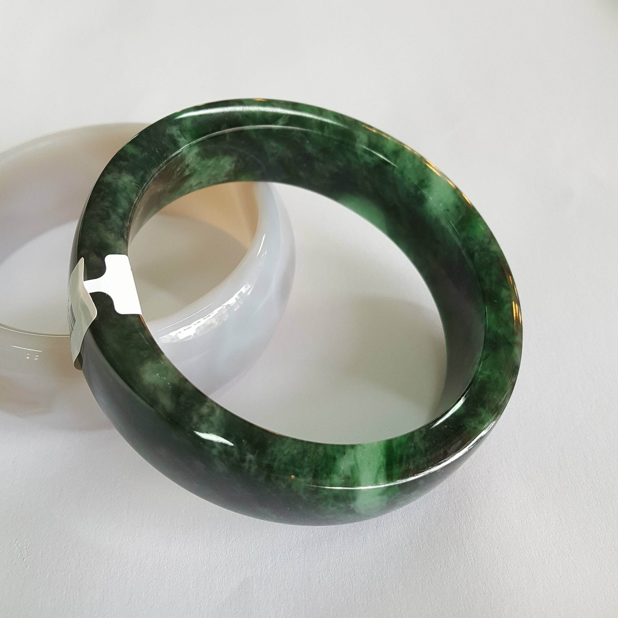 VÒNG TAY NGỌC JADEITE TỰ NHIÊN