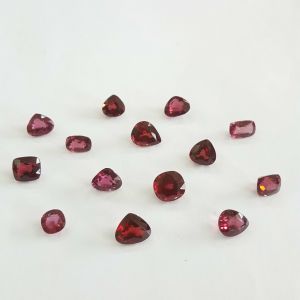 ĐÁ GARNET RHODOLITE TỰ NHIÊN