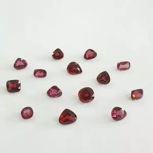 ĐÁ GARNET RHODOLITE TỰ NHIÊN