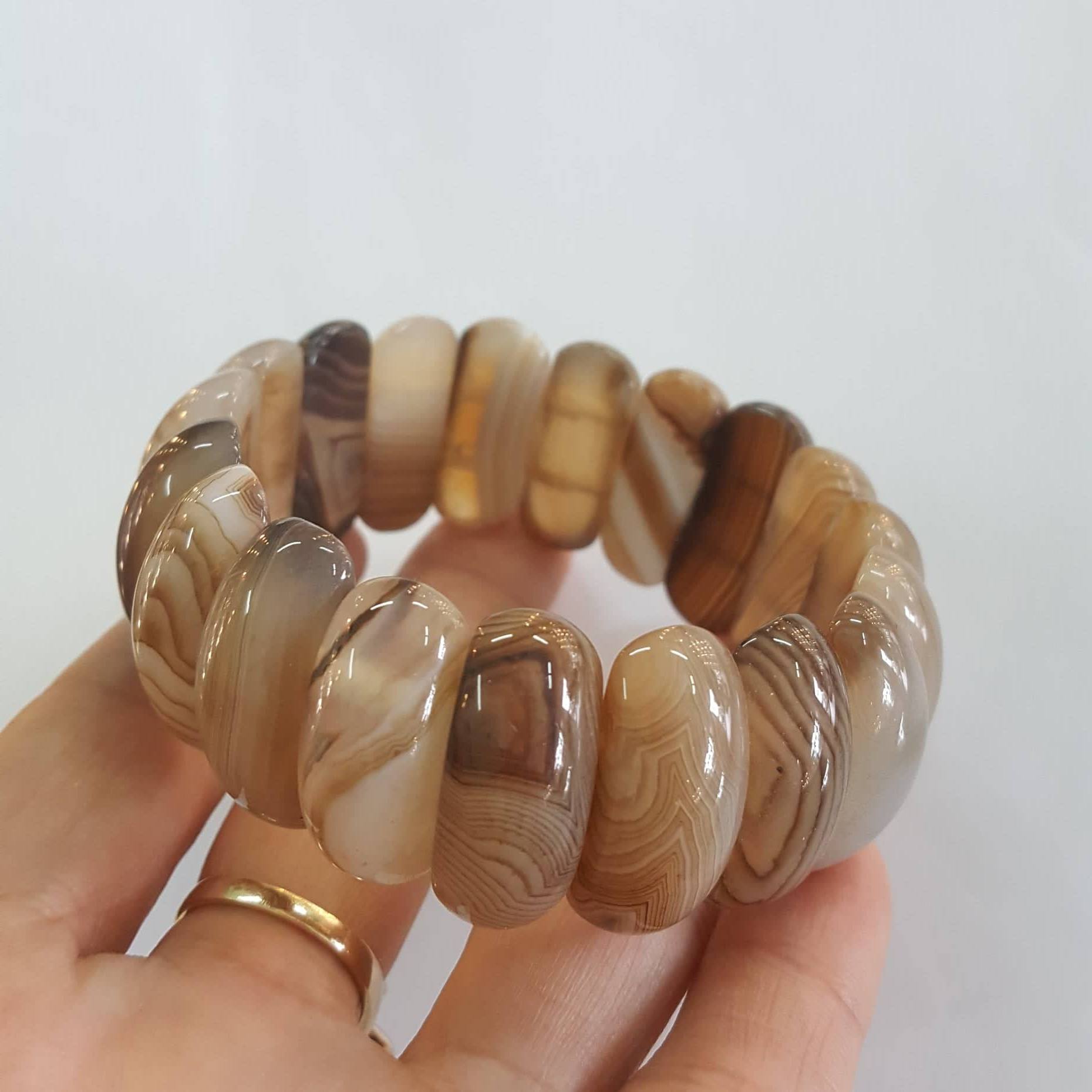 VÒNG TAY MÃ NÃO TỰ NHIÊN