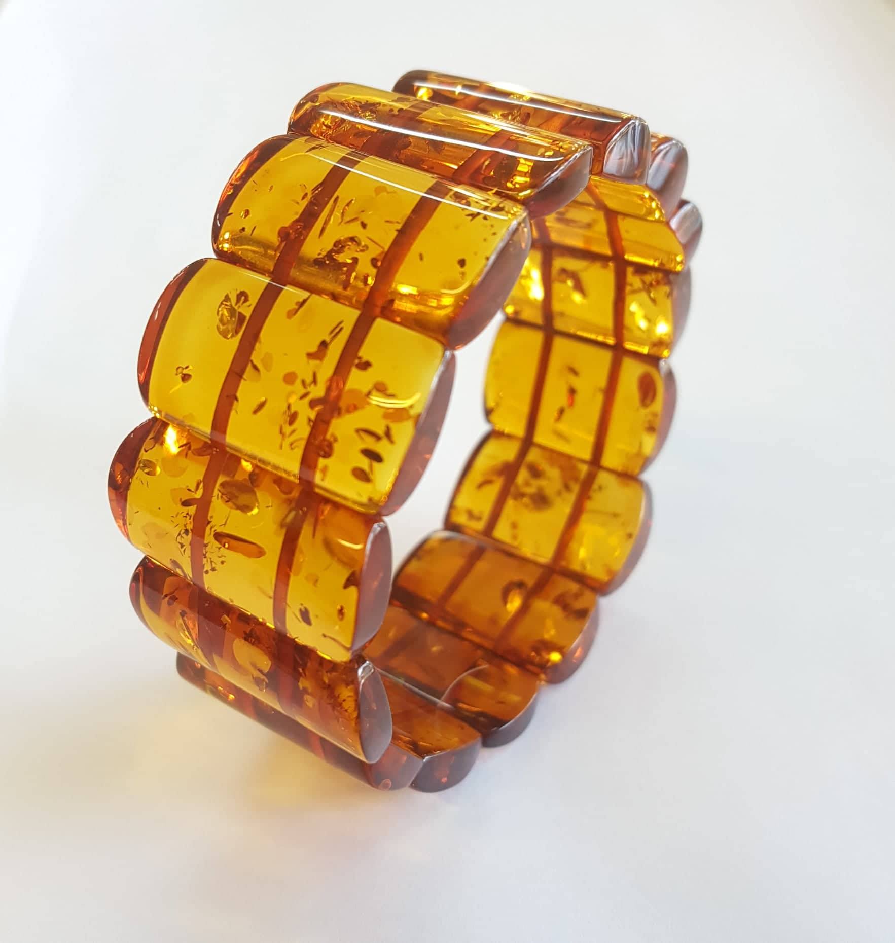 41517286_512679985809777_2003622120692645888_n